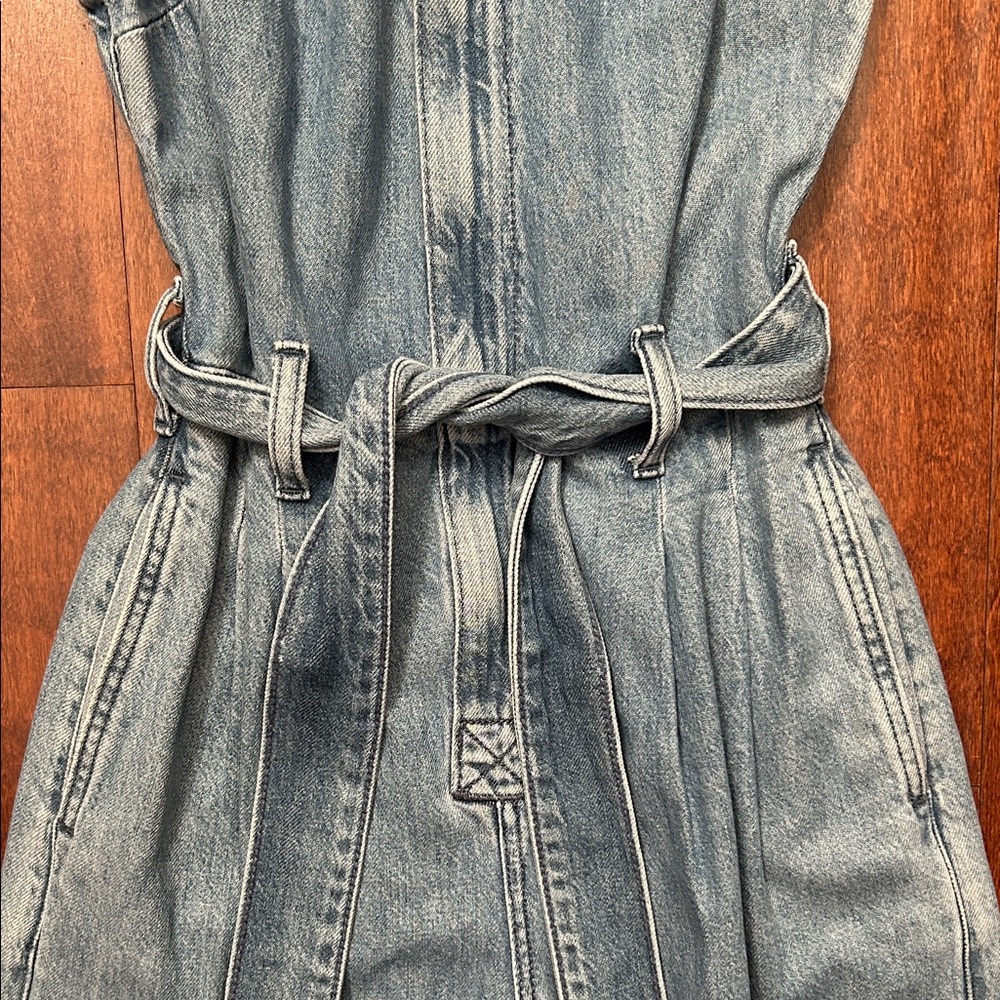 Adorable Universal Thread Blue Denim Overalls Wit… - image 7